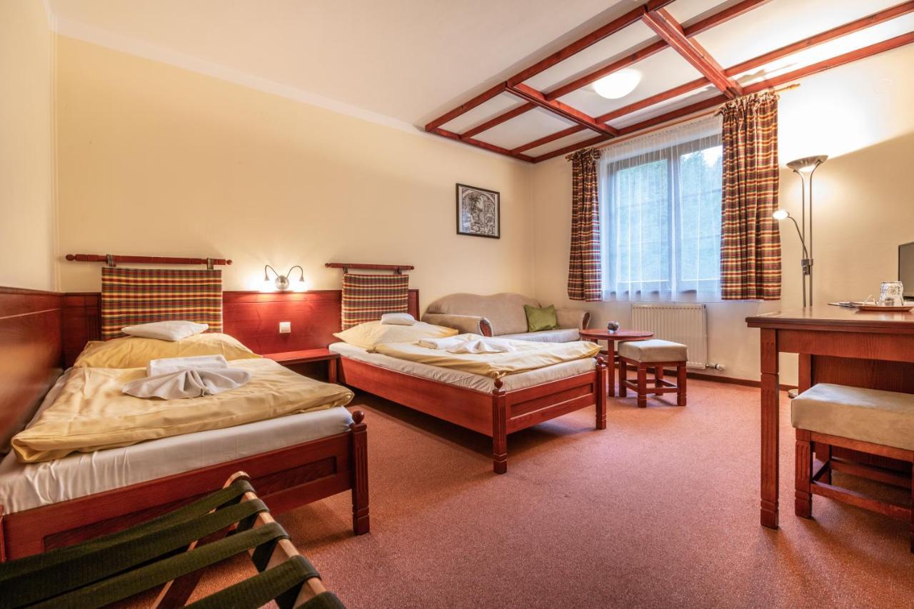 Hotel Golfer Kremnica Exterior photo